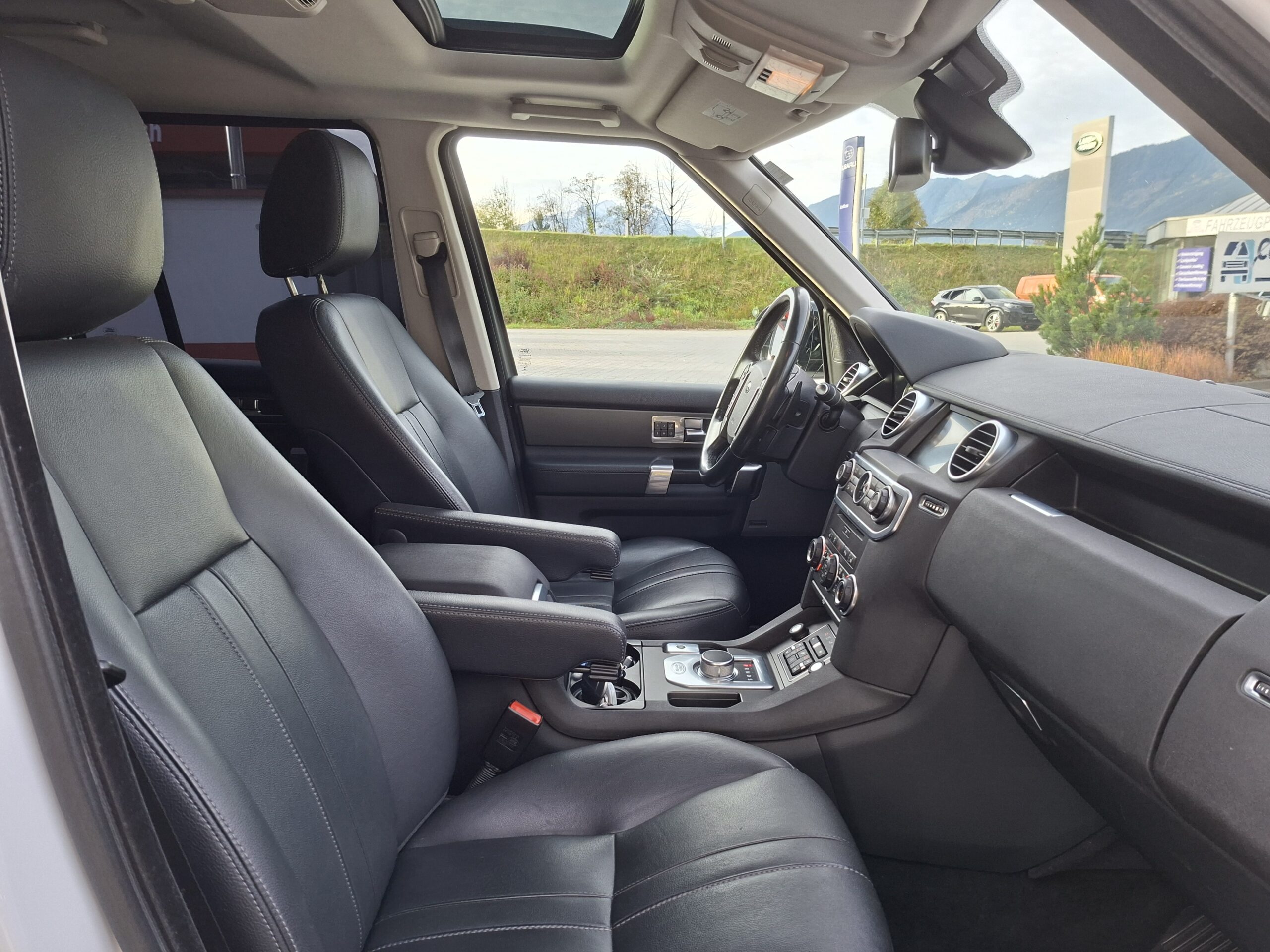 Land Rover Discovery 3,0 SDV6 HSE