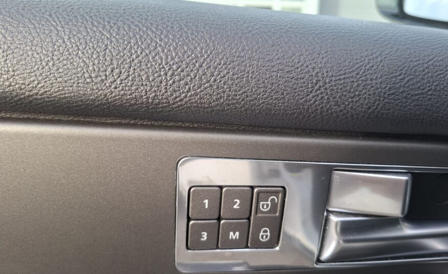 Land Rover Discovery 3,0 SDV6 HSE
