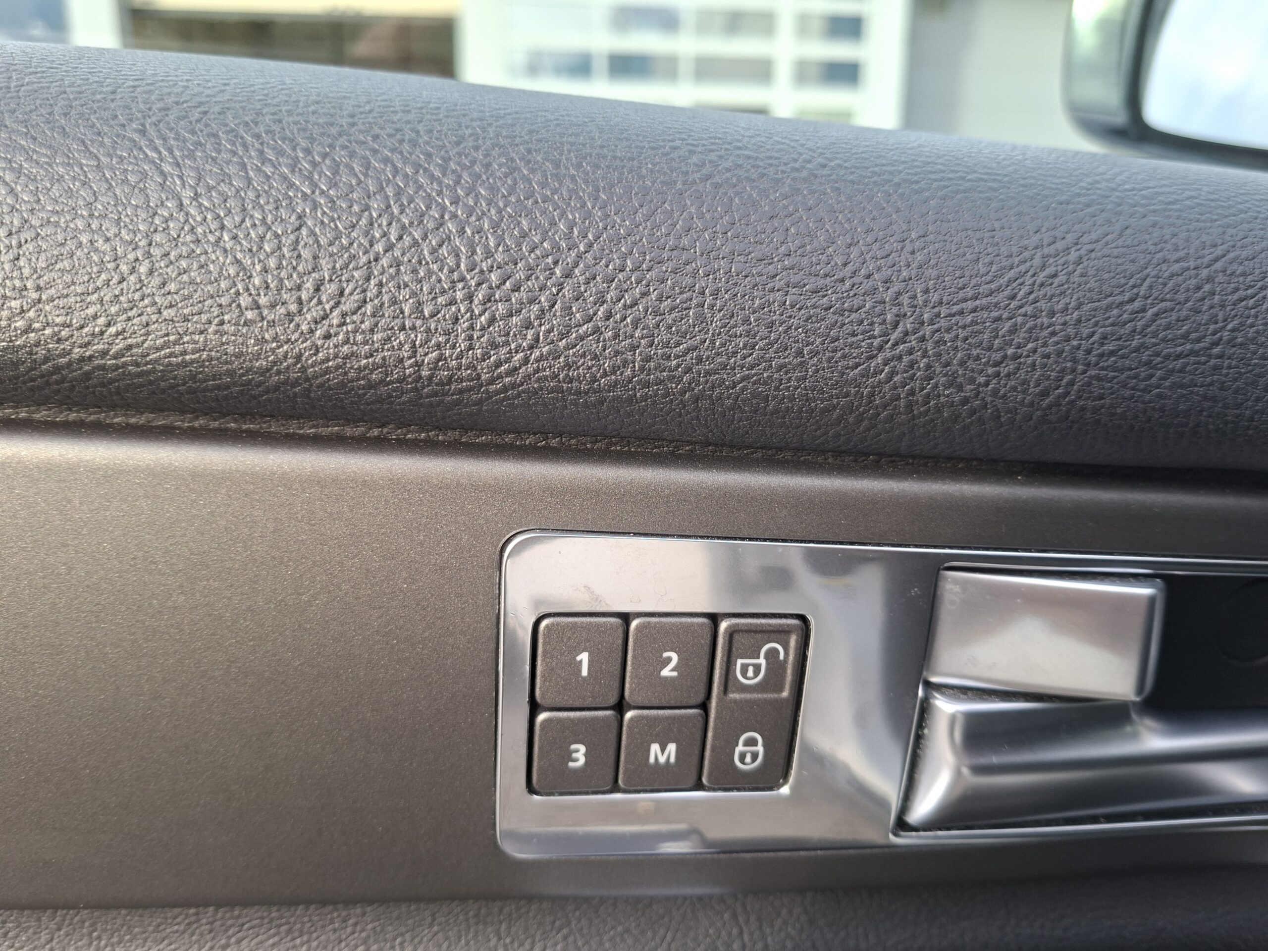 Land Rover Discovery 3,0 SDV6 HSE